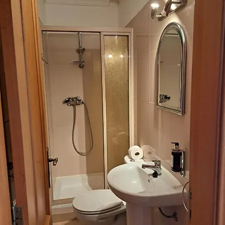 Gale Garden House Apartment